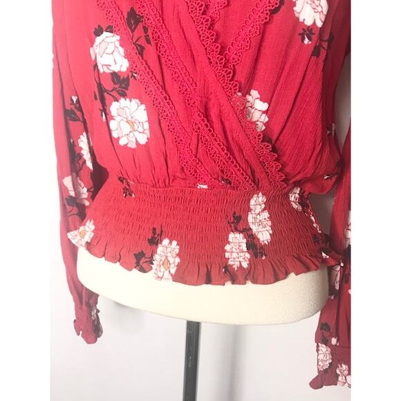 A14). American Rag Floral V-Neck Long Sleeves Blouse size Small - Picture 4 of 9